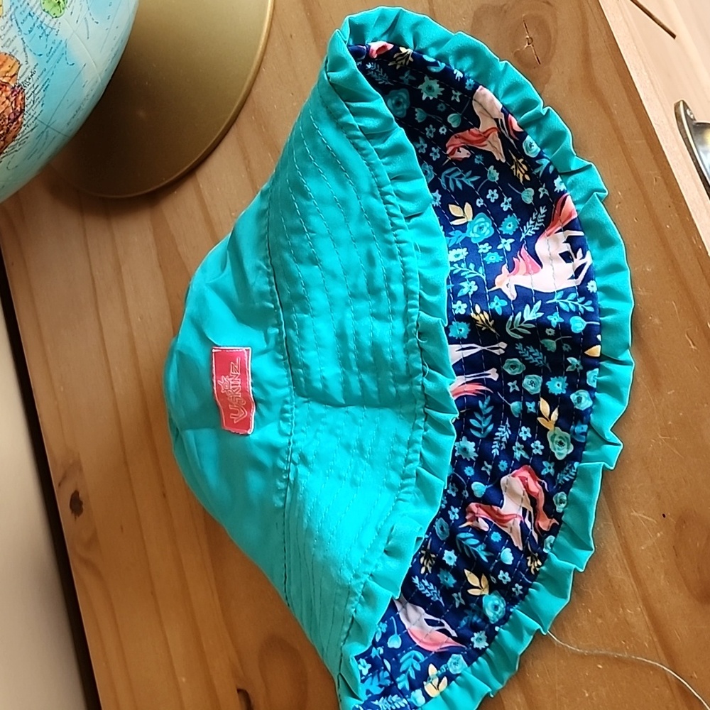 UV Skinz reversible sun hat girls 5